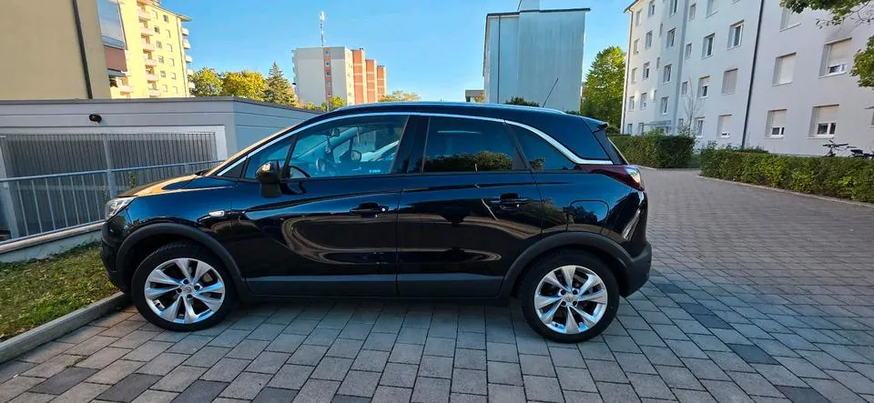 Opel Crossland X