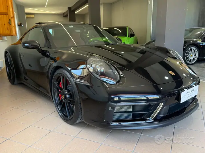 Porsche 911 2022 photo 3
