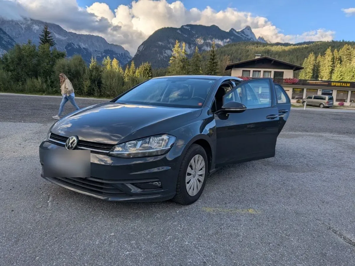 Volkswagen Golf 2019 photo 2