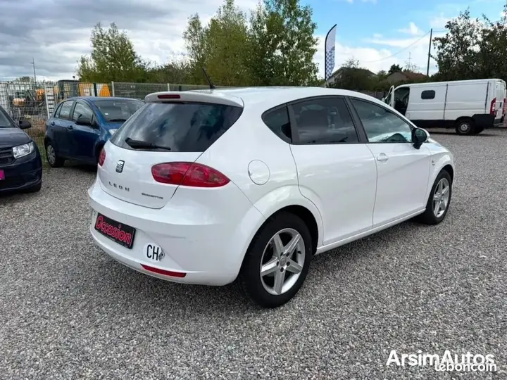 Seat Leon 2012 photo 5