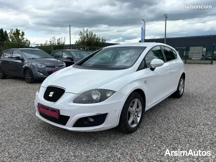 Seat Leon 2012 photo 3
