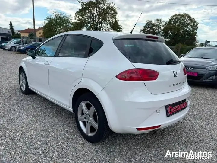 Seat Leon 2012 photo 4