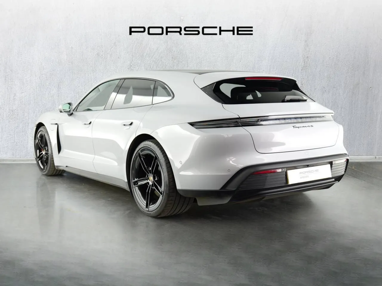 Porsche Taycan 2024 photo 3