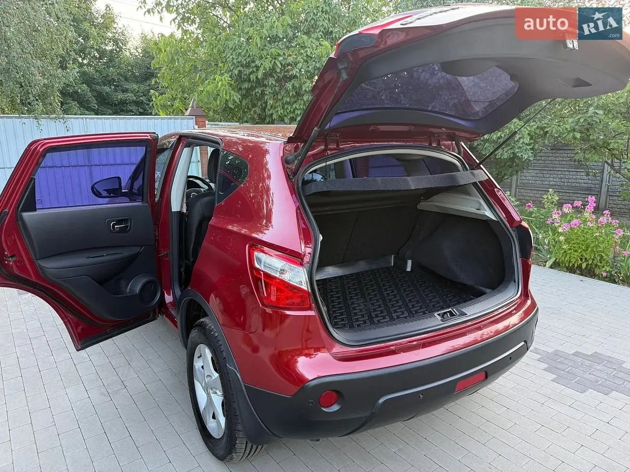 Nissan Qashqai 2012 photo 3
