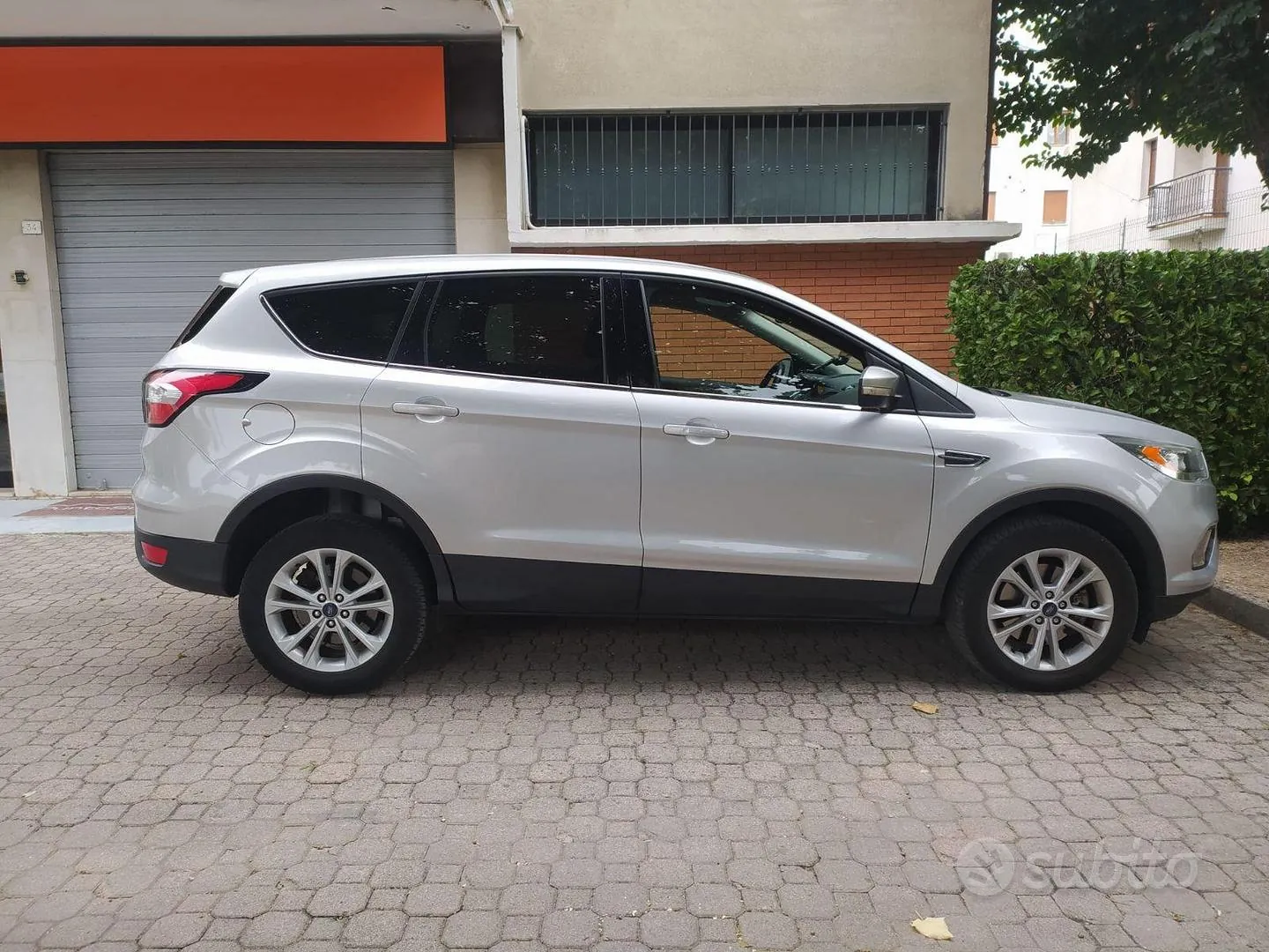 Ford Kuga 2017 photo 2