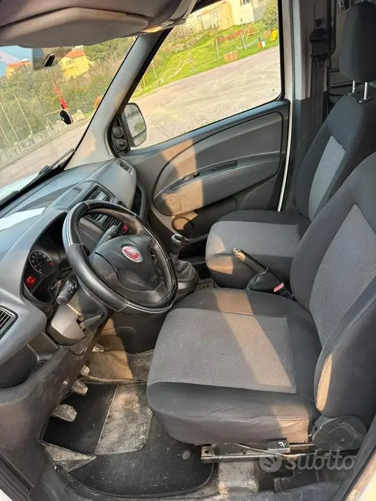 Fiat Doblo 2011 photo 5