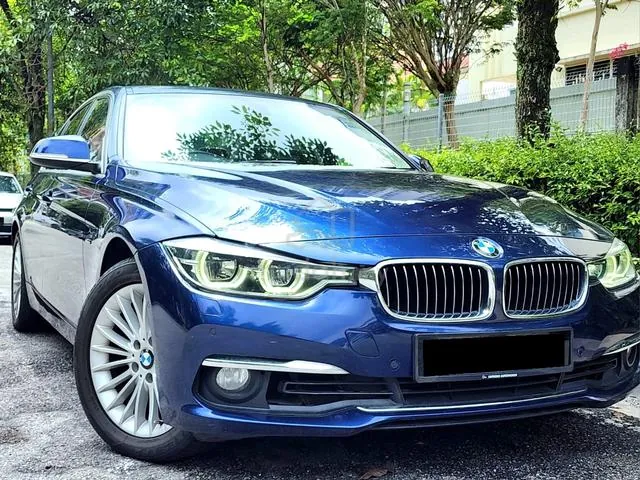 BMW 318I