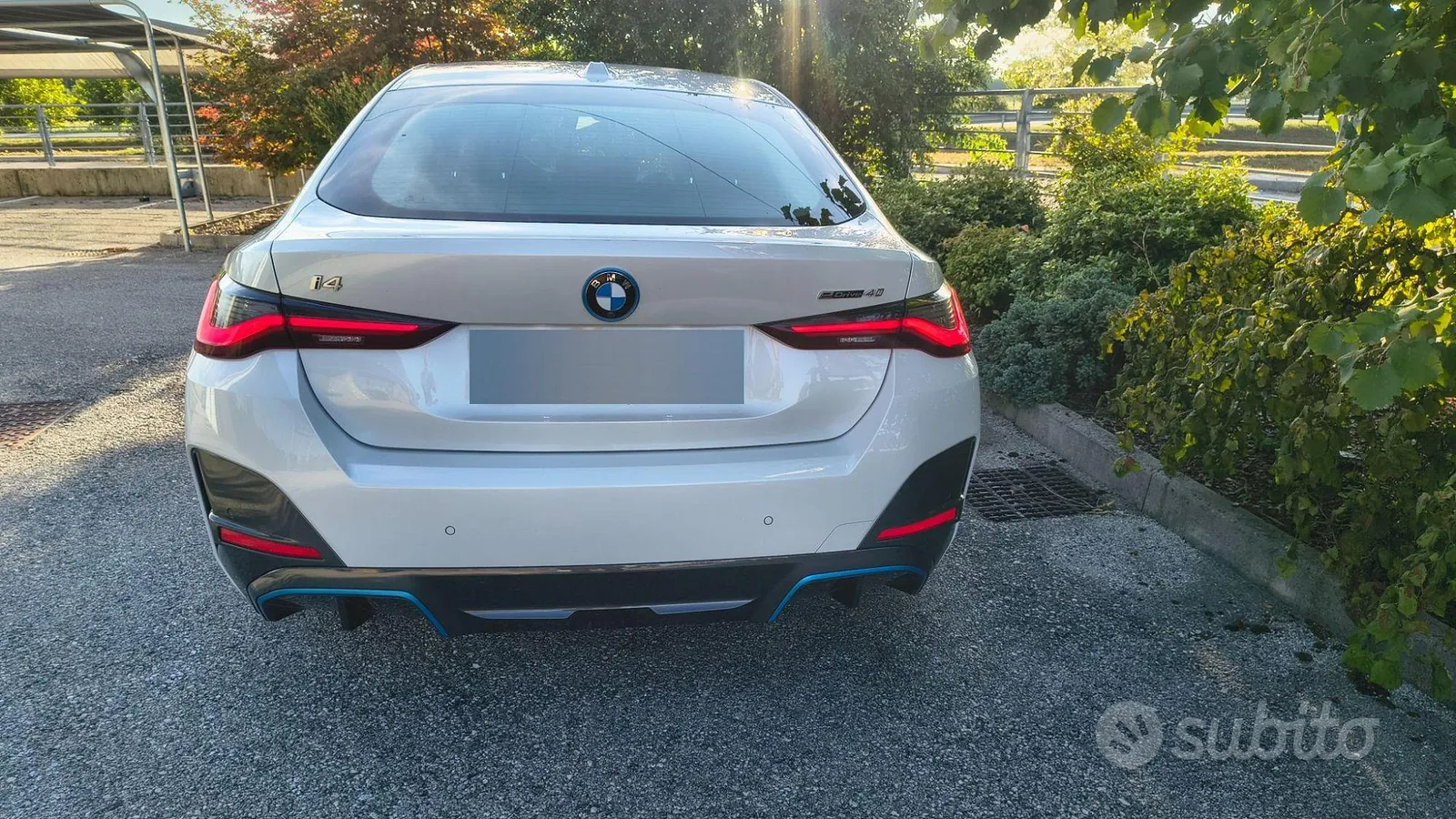 BMW I4 2023 photo 3