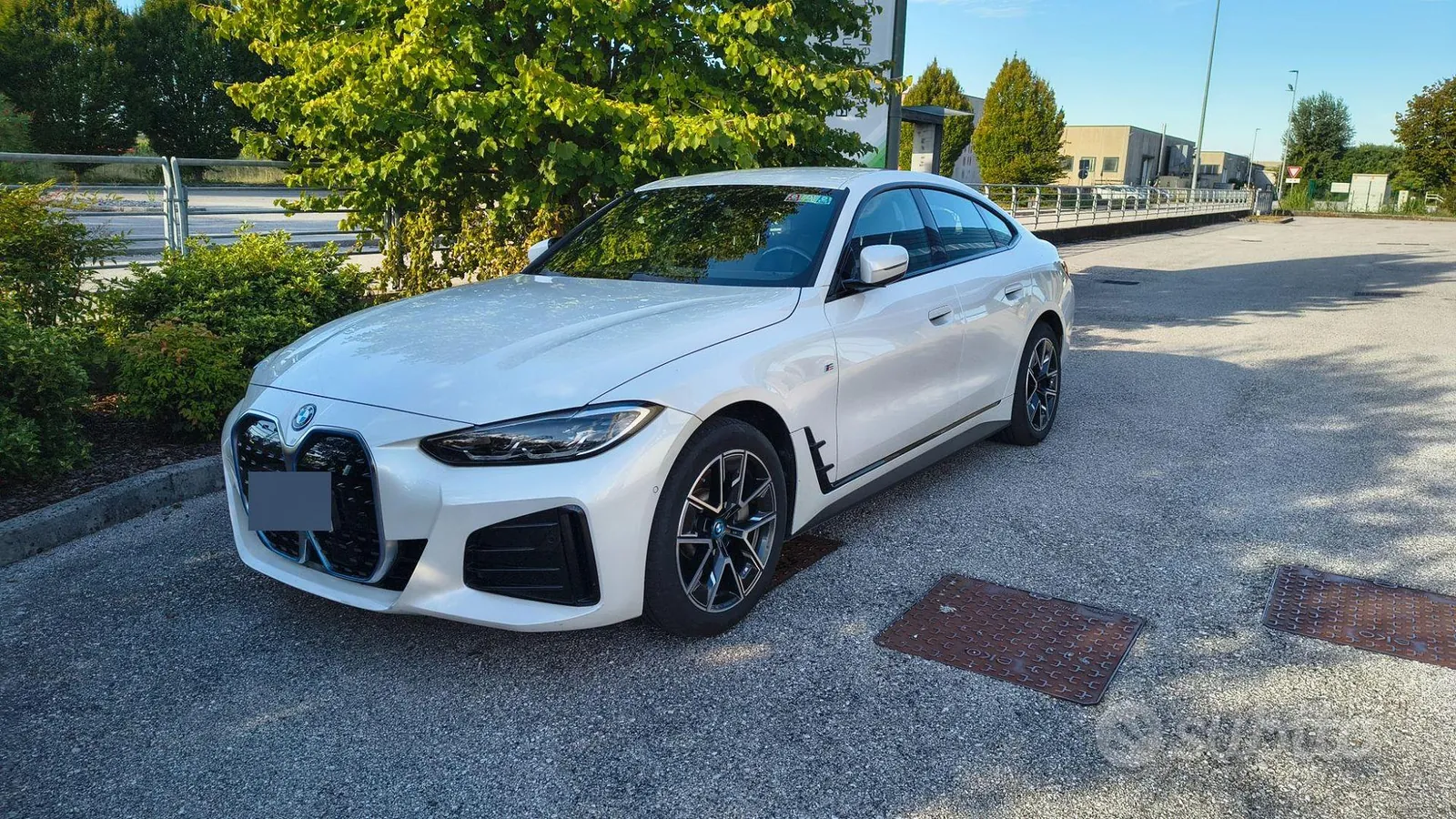 BMW I4 2023 photo 2