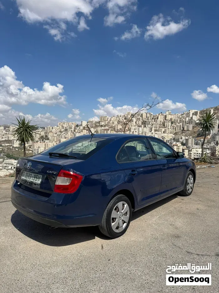 Skoda Rapid 2016 photo 2