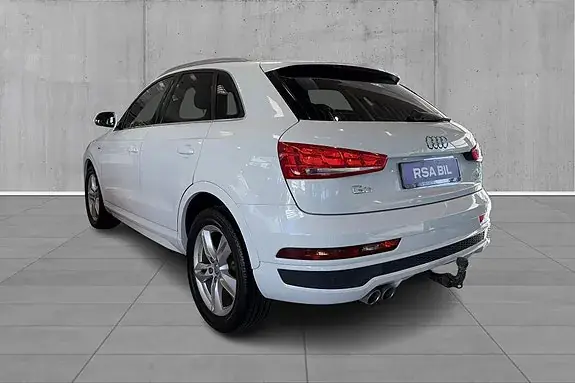 Audi Q3 2016 photo 4