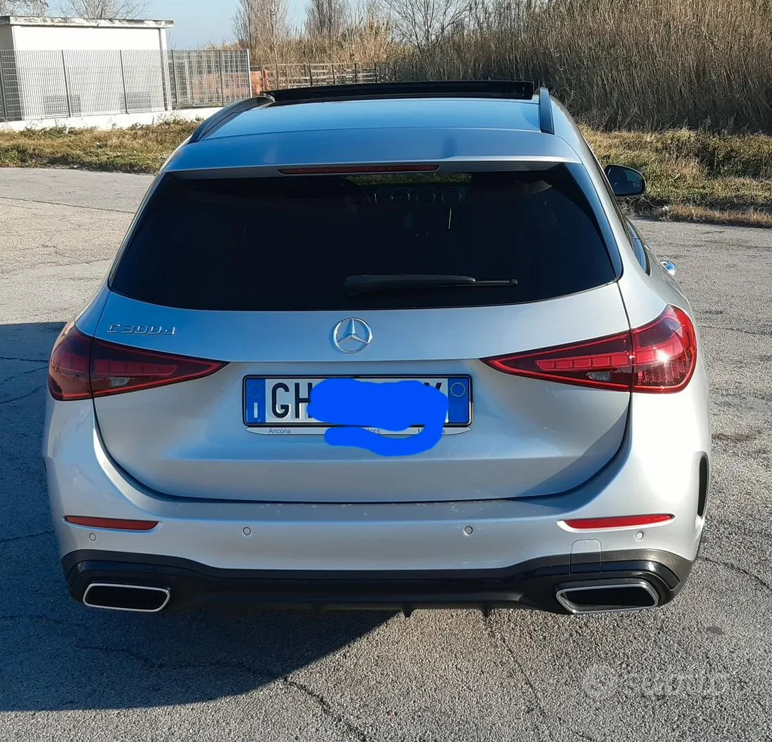 Mercedes-Benz C-Class 2022 photo 4