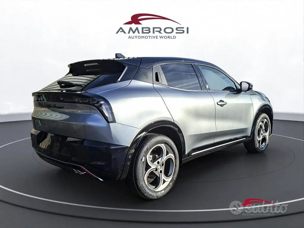 Alfa Romeo Junior 2026 photo 3
