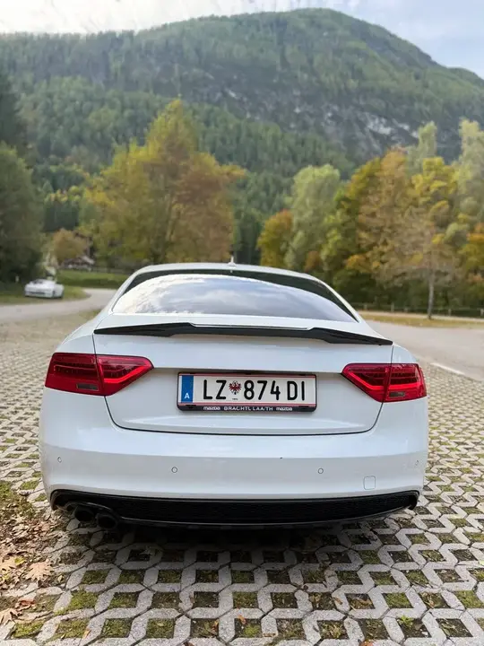 Audi A5 2012 photo 3