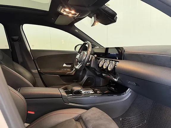 Mercedes-Benz A200 2018 photo 5