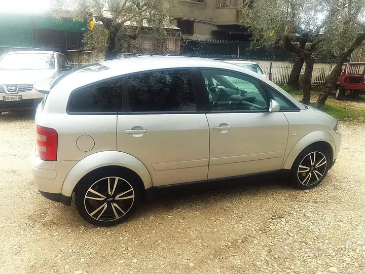 Audi A2 2002 photo 4