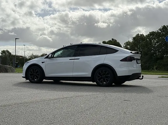 Tesla Model X 2023 photo 4