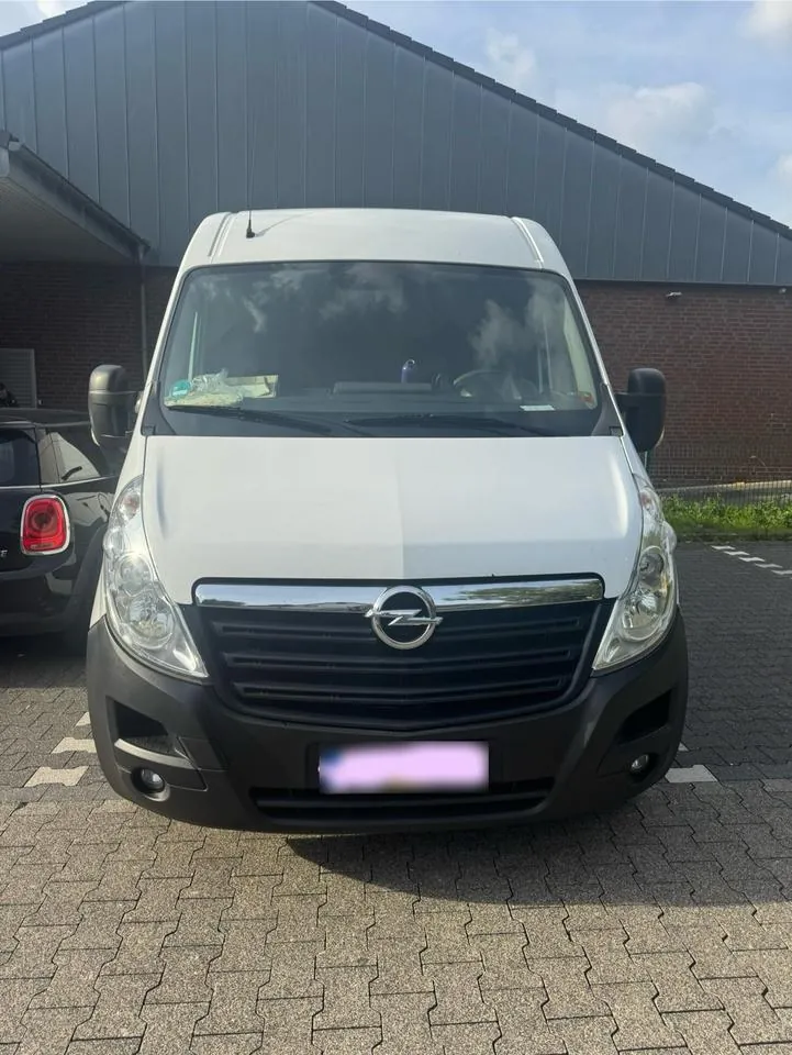 Opel Movano