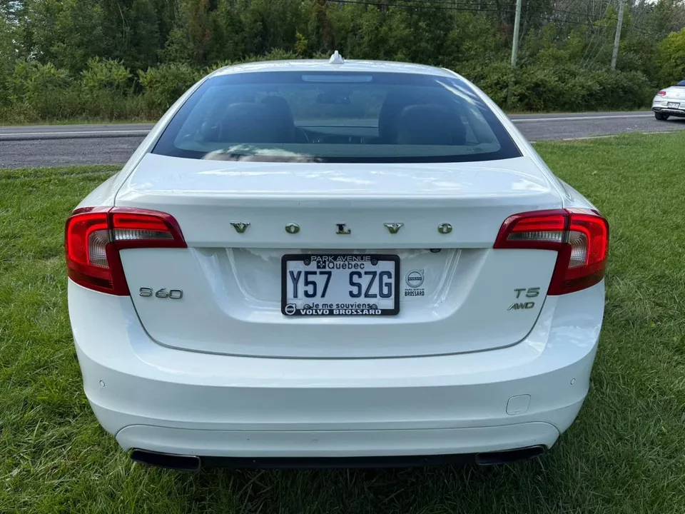 Volvo S60 2015 photo 5