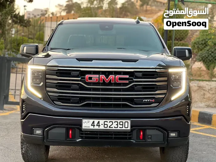 GMC Sierra