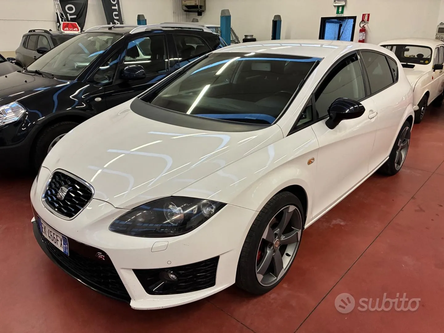 Seat Leon 2011 photo 5