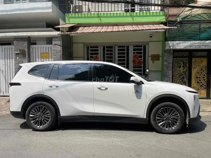 Vinfast Limo Green 2026 photo 4