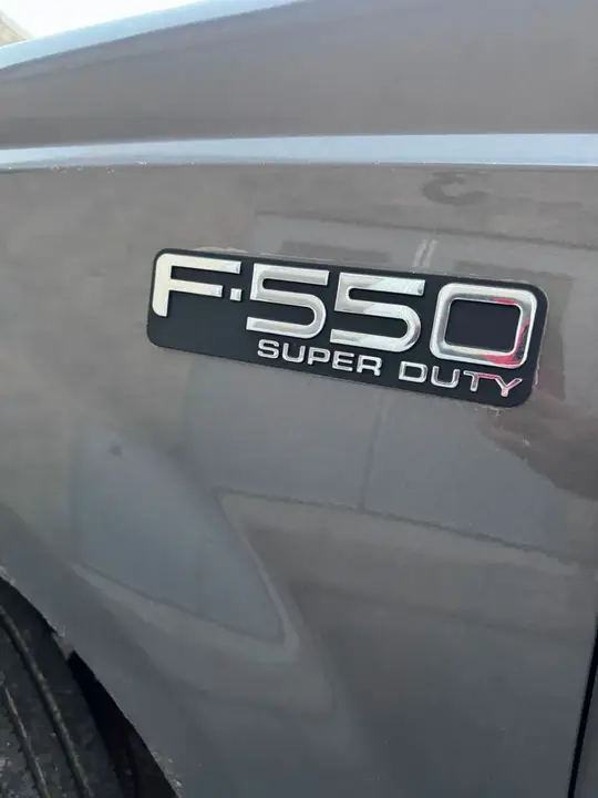 Ford F-550 2003 photo 3