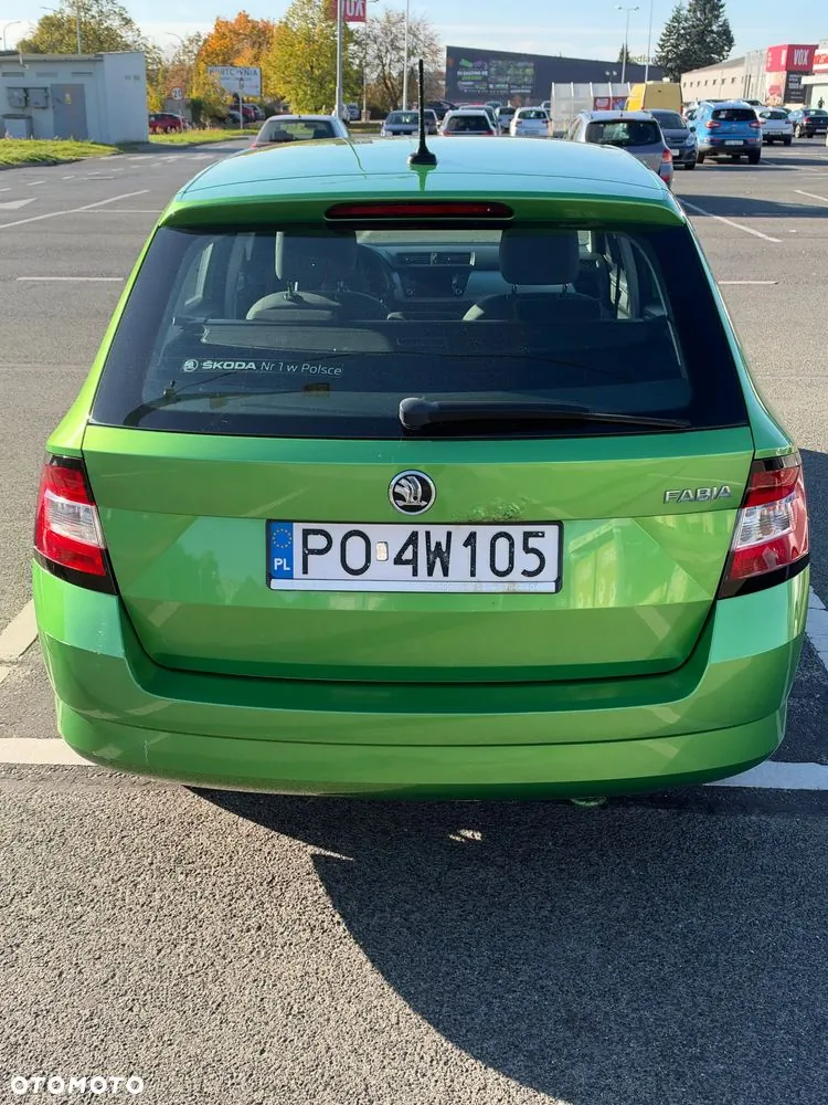 Skoda Fabia 2016 photo 5