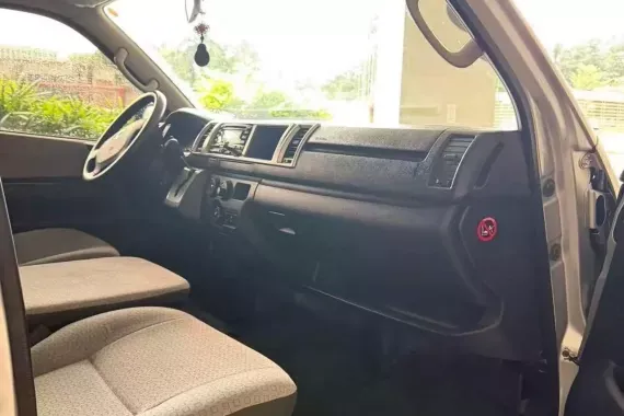 Toyota Hiace Gl Grandia 2018 photo 5