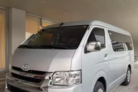 Toyota Hiace Gl Grandia 2018 photo 3