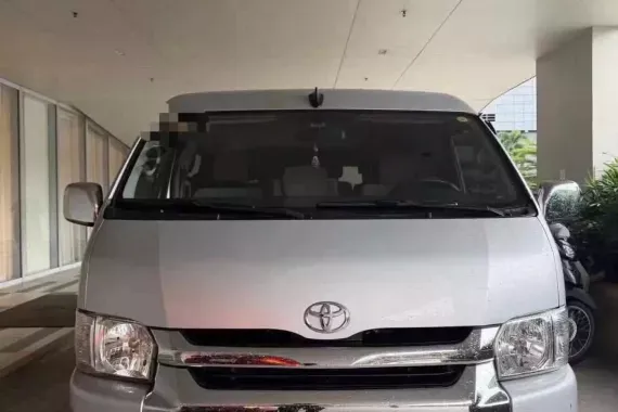Toyota Hiace Gl Grandia