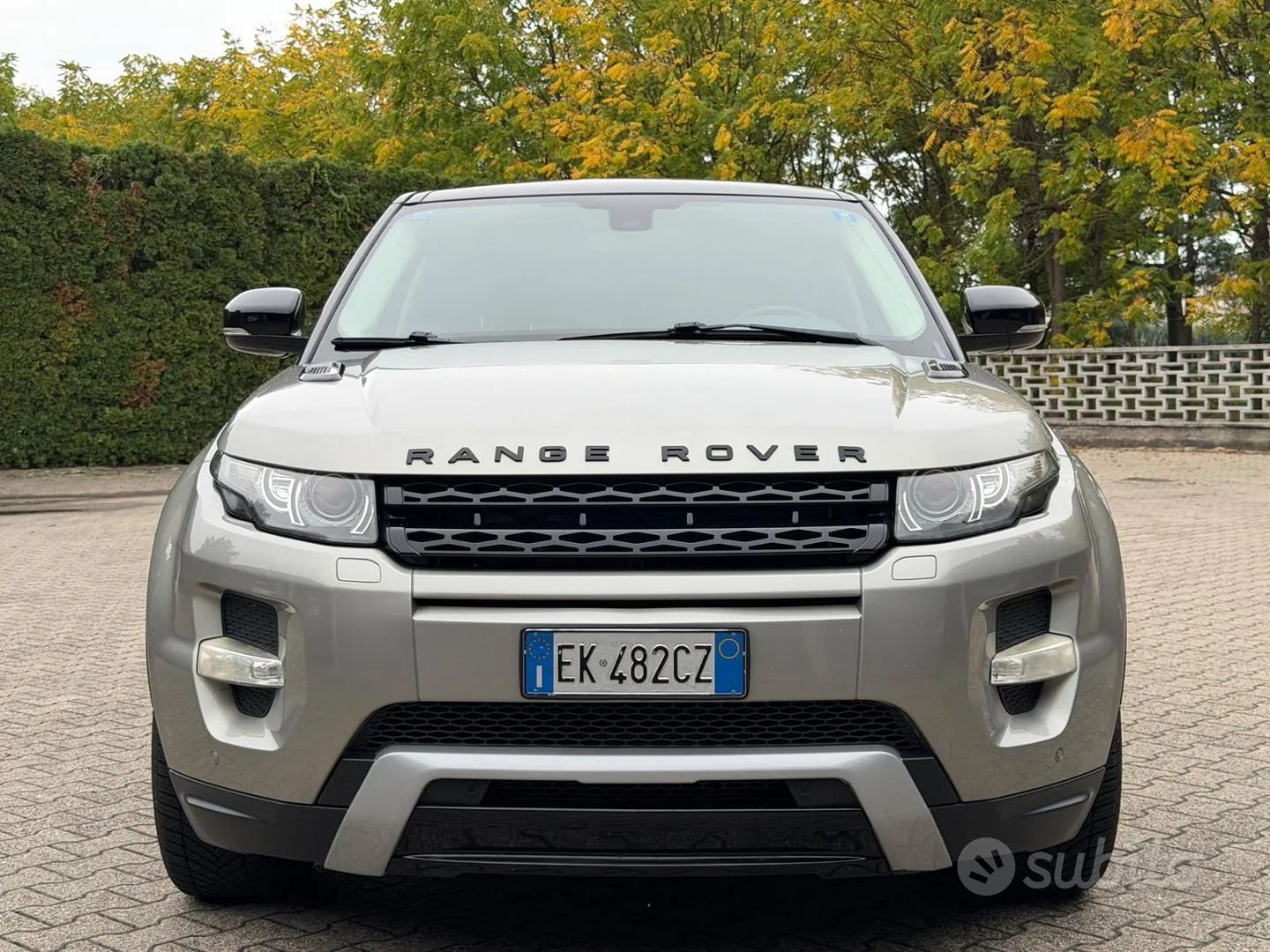 Land Rover Range Rover Evoque 2011 photo 2
