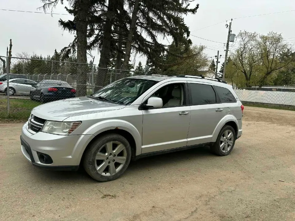 Dodge Journey 2012 photo 2