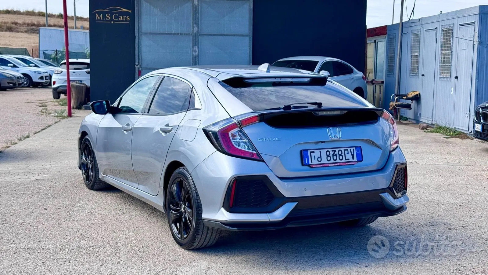 Honda Civic 2017 photo 2