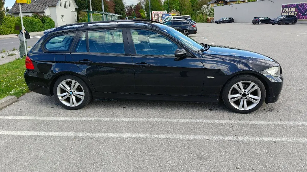 BMW 3 Series 2006 photo 2