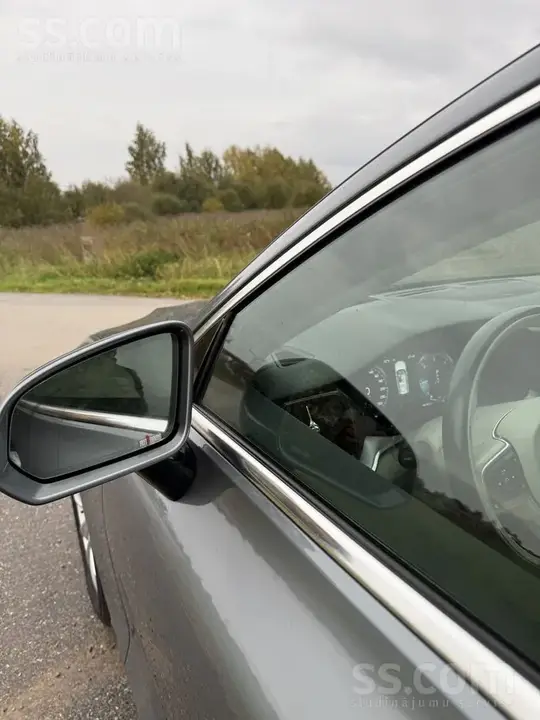 Volvo V60 2019 photo 5