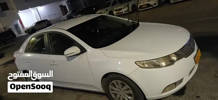 Kia Cerato 2012 photo 4