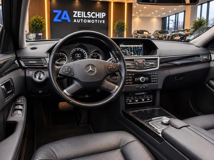 Mercedes-Benz E-Class 2011 photo 2