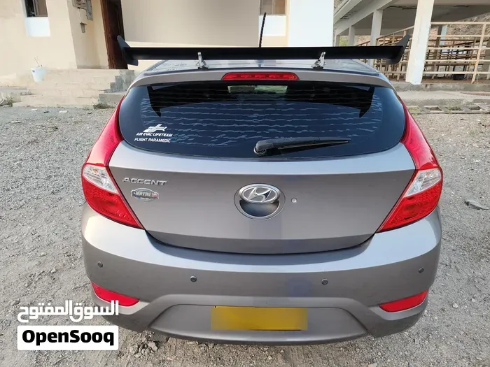 Hyundai Accent 2017 photo 4