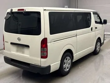 Toyota Hiace 2021 photo 4
