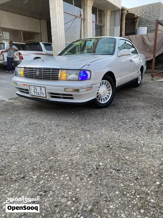 Toyota Crown 1995 photo 4