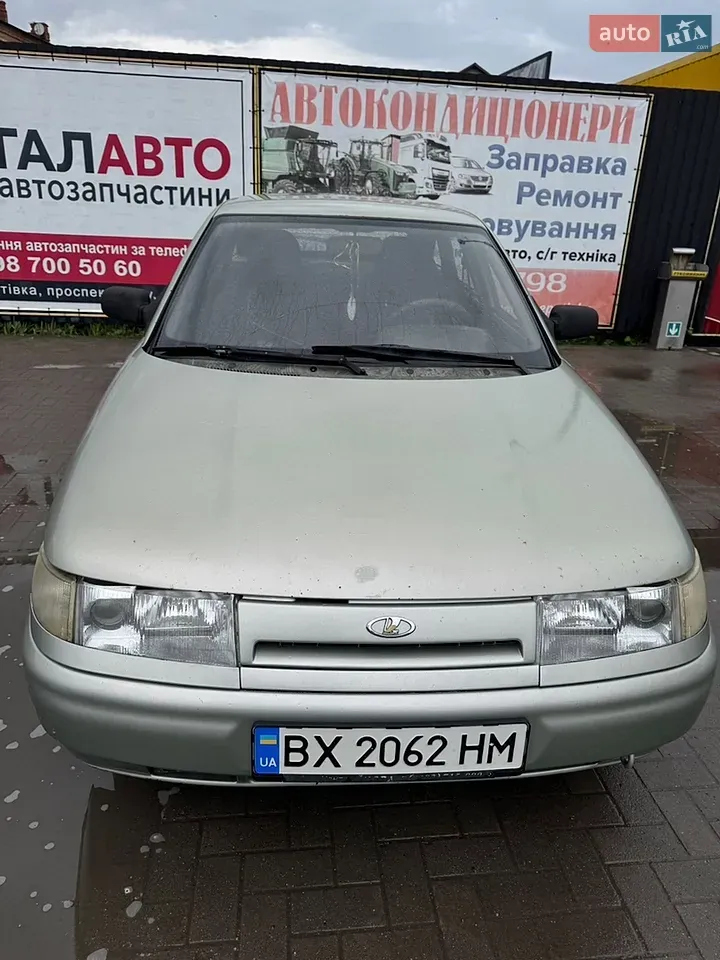 Lada 2112 2006 photo 2