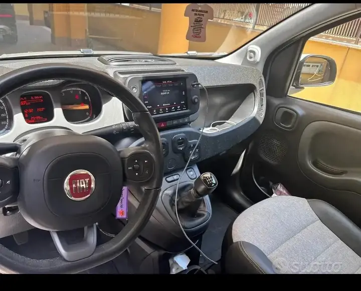 Fiat Panda Cross 2021 photo 2