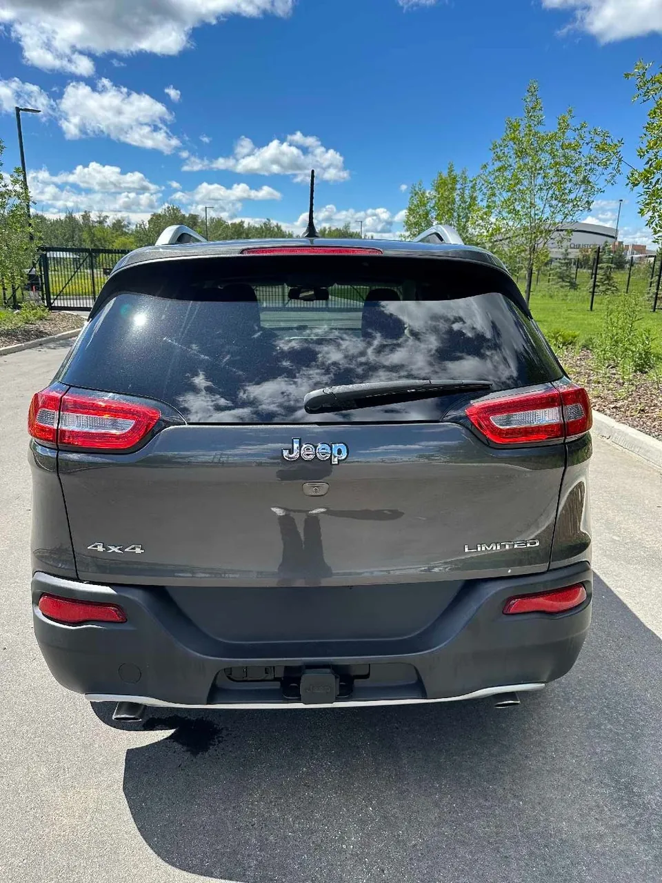 Jeep Cherokee 2014 photo 2