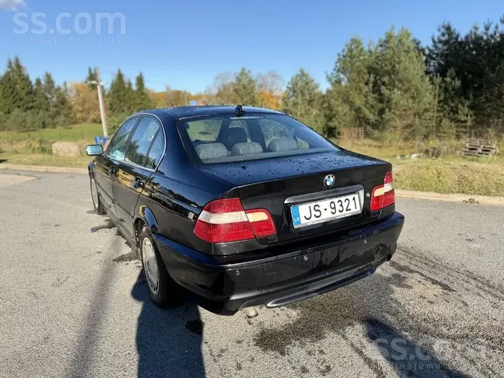 BMW 320 2004 photo 4