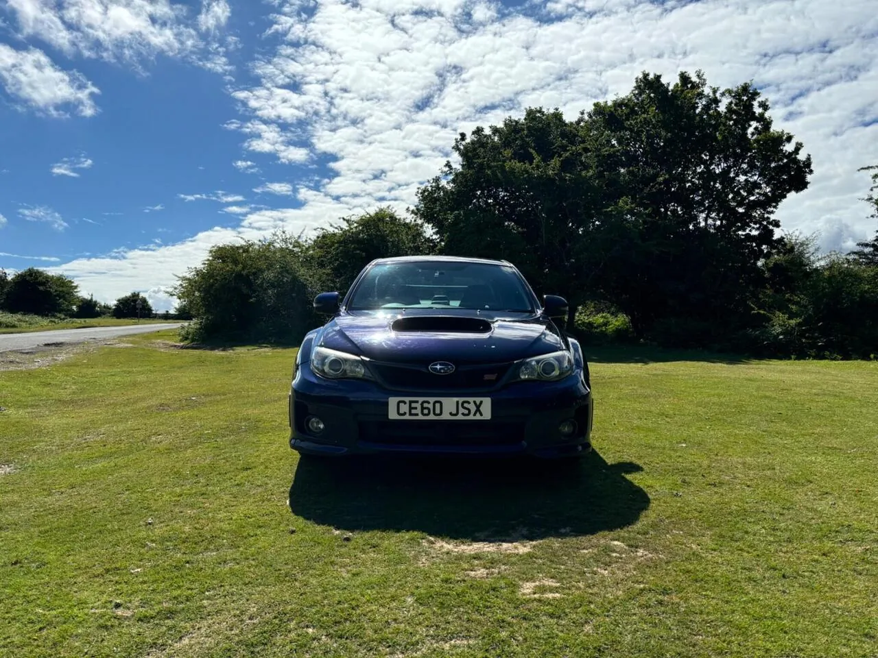 Subaru Wrx Sti 2010 photo 2