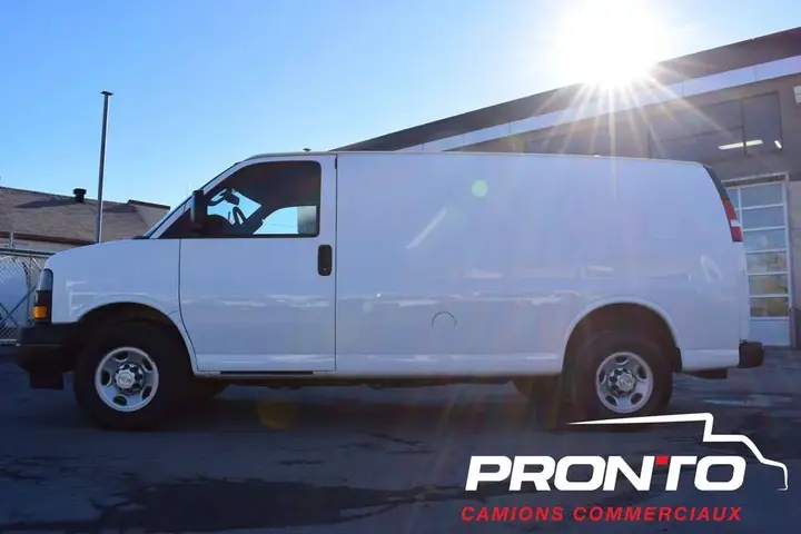 Chevrolet Express 2018 photo 3
