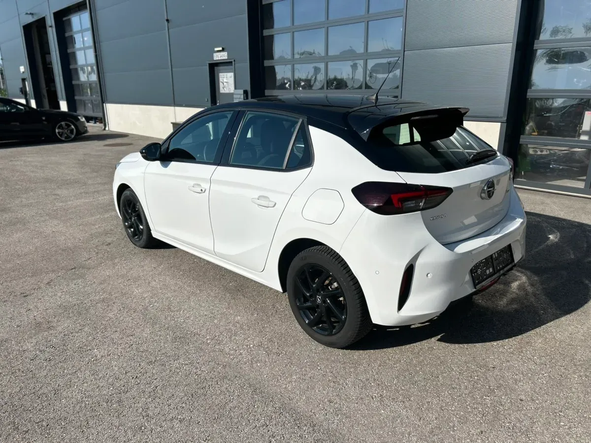 Opel Corsa 2023 photo 3