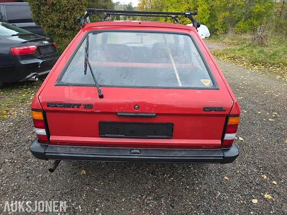 Opel Kadett 1981 photo 4