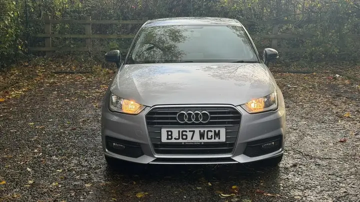 Audi A1 2017 photo 2